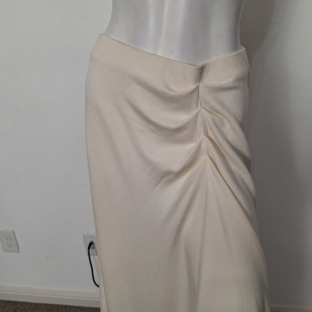 Massimo Dutti Cream Skirt - Picture 4 of 14